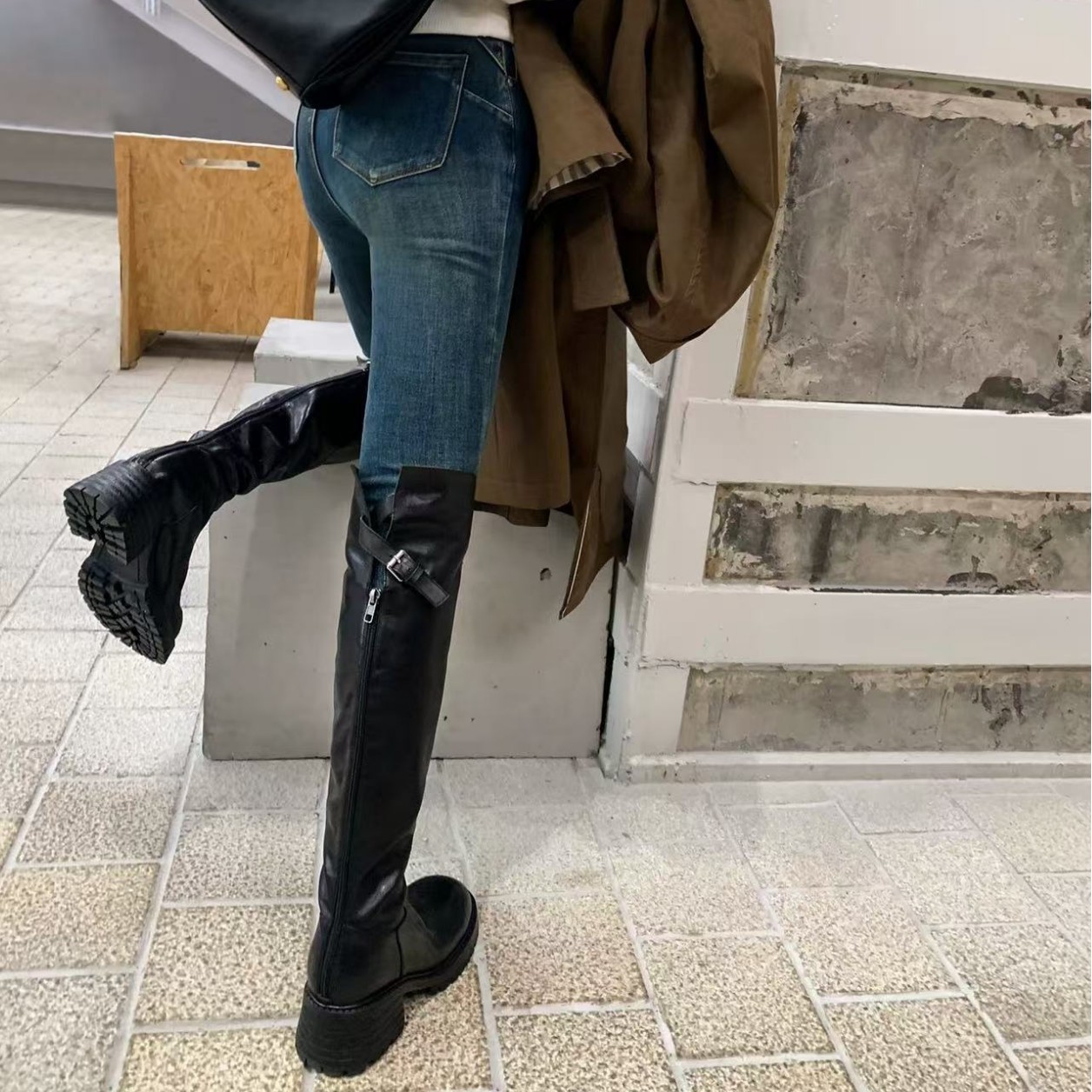 Coarse heeled high heeled boot - огляд і ціна Knee High Sock Women